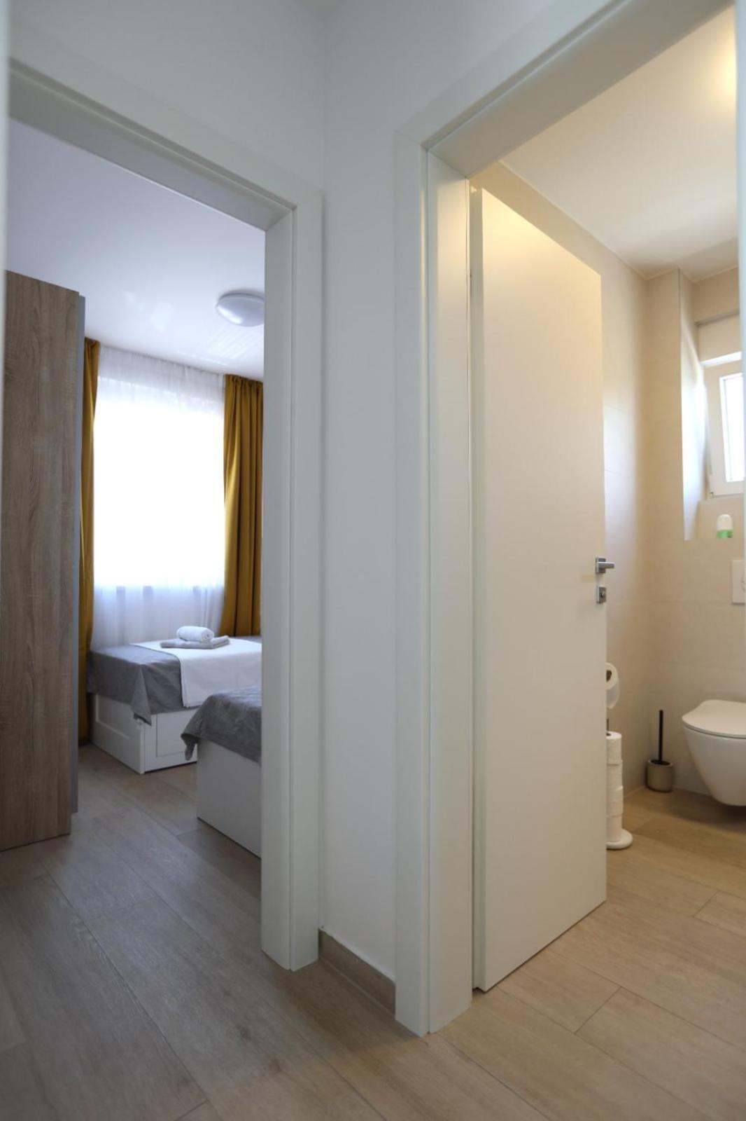 Appartement Rosa Mystica à Trogir Extérieur photo